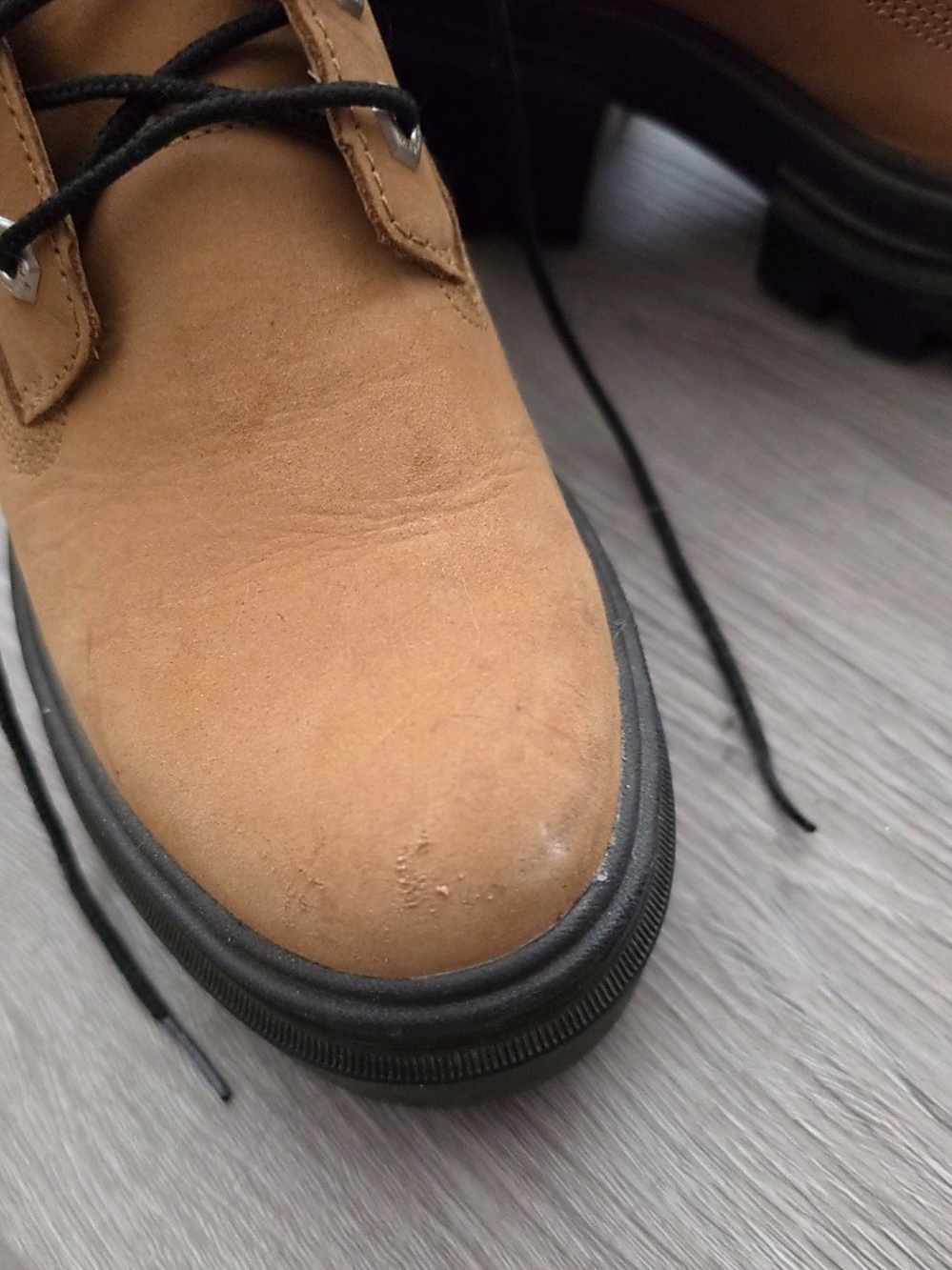 Platform Timberland Boots - Picture 3 of 4
